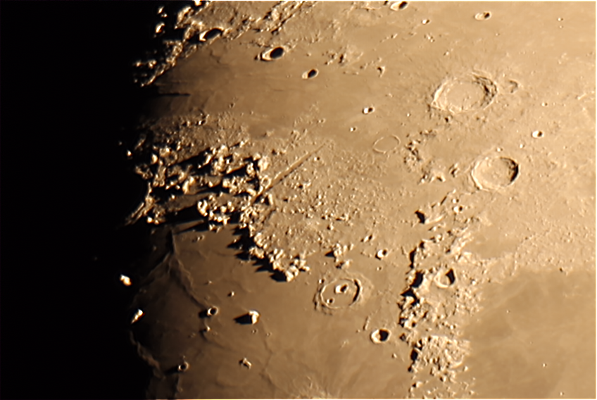 2017-06-02_fred_lune_2.png 2017-06-02_fred_lune_2.png