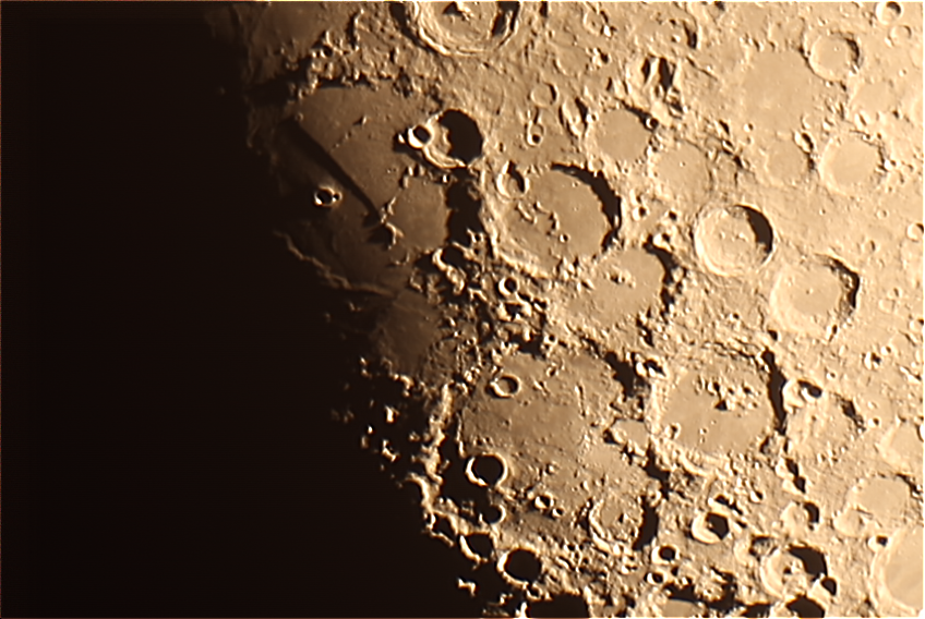 2017-06-02_fred_lune_7.png 2017-06-02_fred_lune_7.png