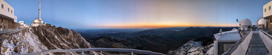 pxl_20241011_055305903.pano.jpg pxl_20241011_055305903.pano.jpg